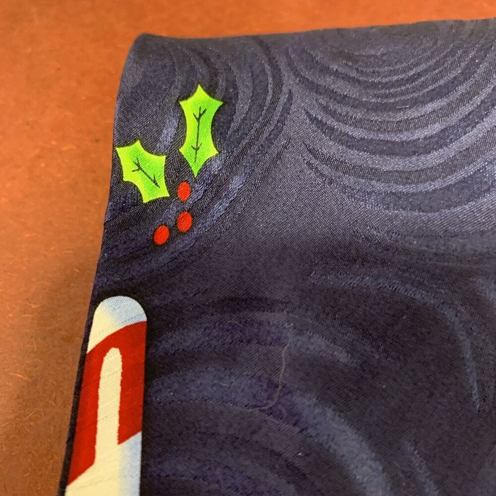 American‎ Greetings Santa Snowboarding Silk Tie Navy Christmas Novelty Necktie - Picture 5 of 10